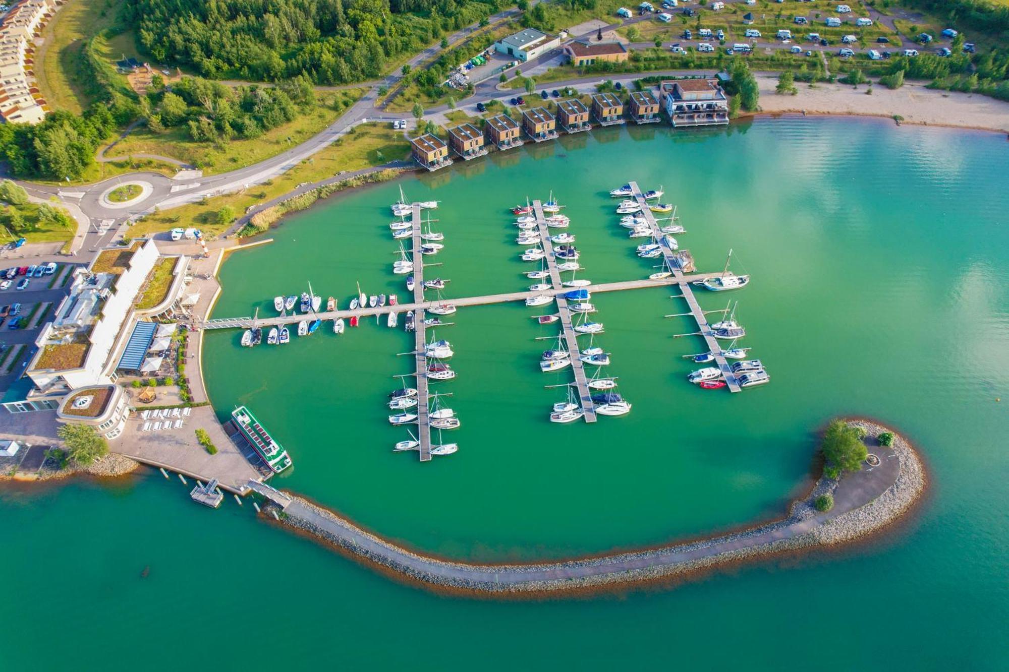 Lagovida Das Ferienresort Am Stoermthaler See Grosspösna Esterno foto
